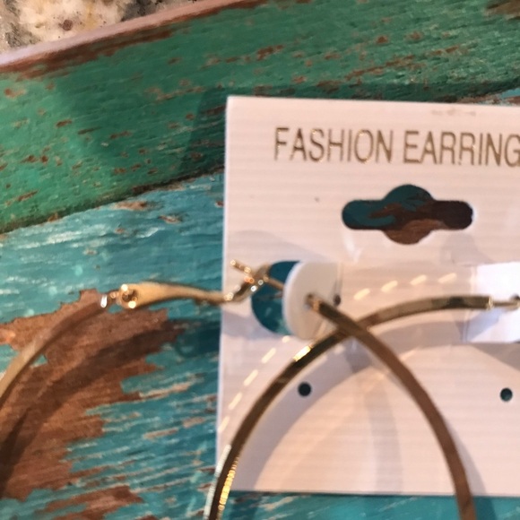 ▪️Lightly Hammered Hoops - Picture 2 of 3